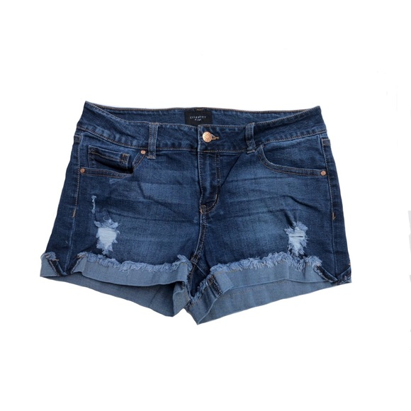 New Cuffed Denim jean shorts. No tag/Never worn. - Picture 1 of 3